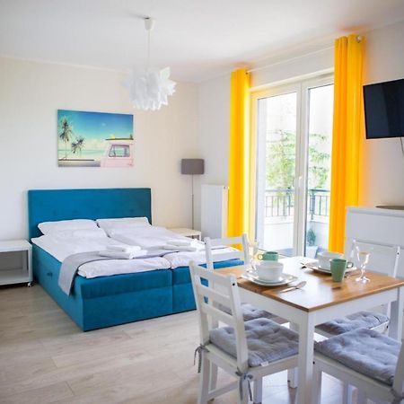 尤斯托尼莫斯基Apartament Sunset公寓 外观 照片