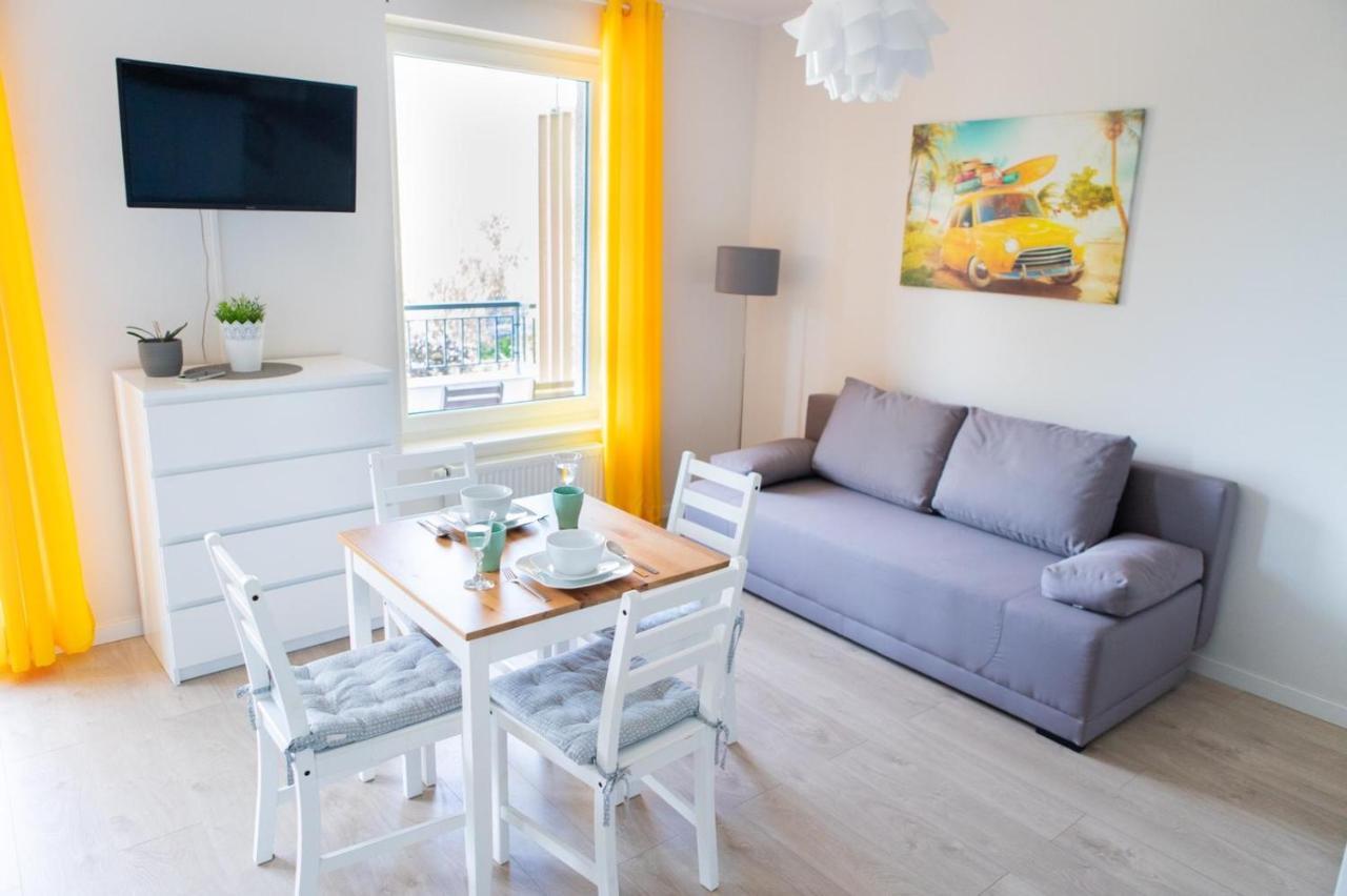尤斯托尼莫斯基Apartament Sunset公寓 外观 照片