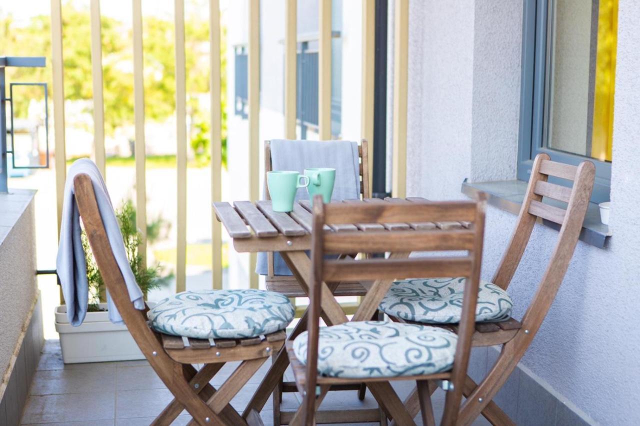 尤斯托尼莫斯基Apartament Sunset公寓 外观 照片