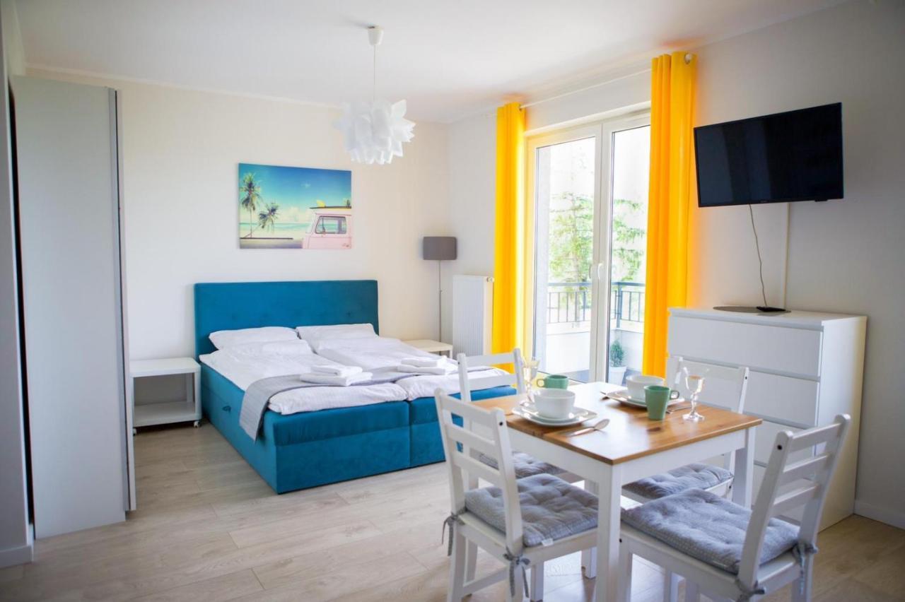 尤斯托尼莫斯基Apartament Sunset公寓 外观 照片
