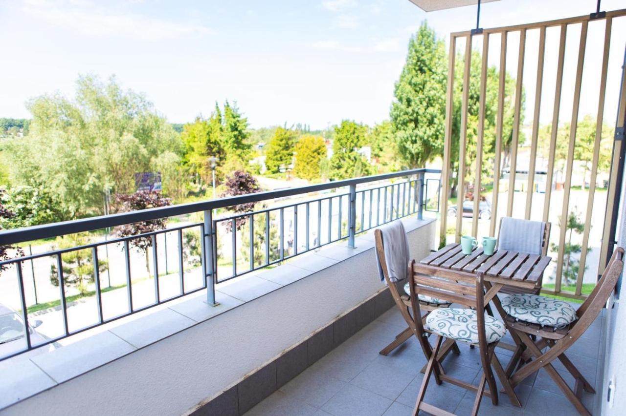 尤斯托尼莫斯基Apartament Sunset公寓 外观 照片