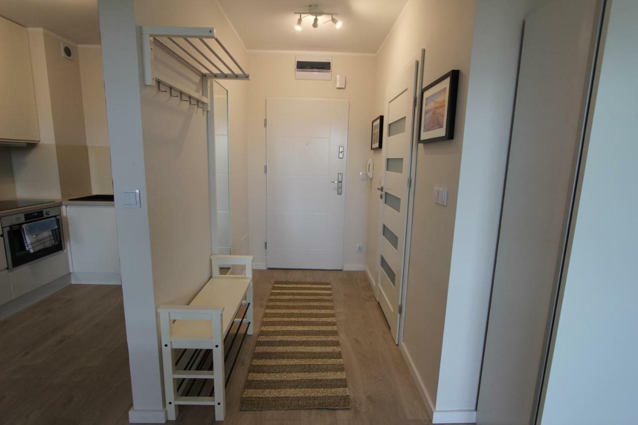尤斯托尼莫斯基Apartament Sunset公寓 外观 照片